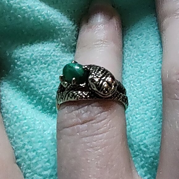 Italy Jewelry - 18kt Gold 2.5ct Jade Snake Ring